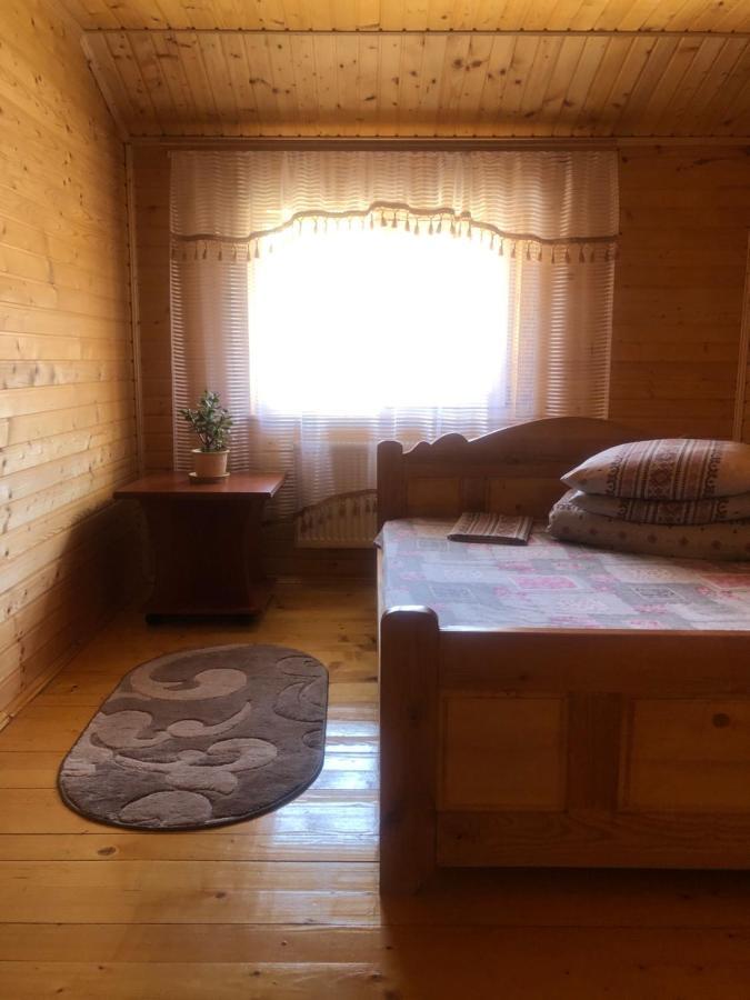 Sadyba Domashniy Zatyshok Pilipets Exterior foto
